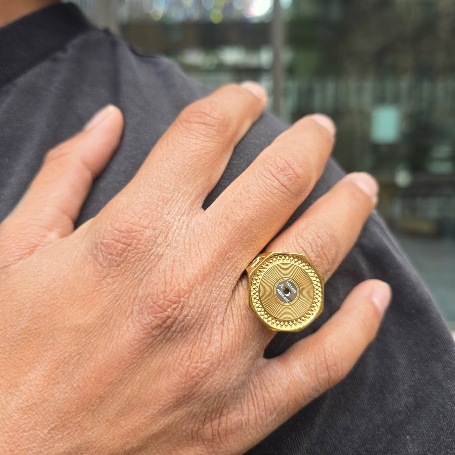 Vinyl Record Sovereign Ring