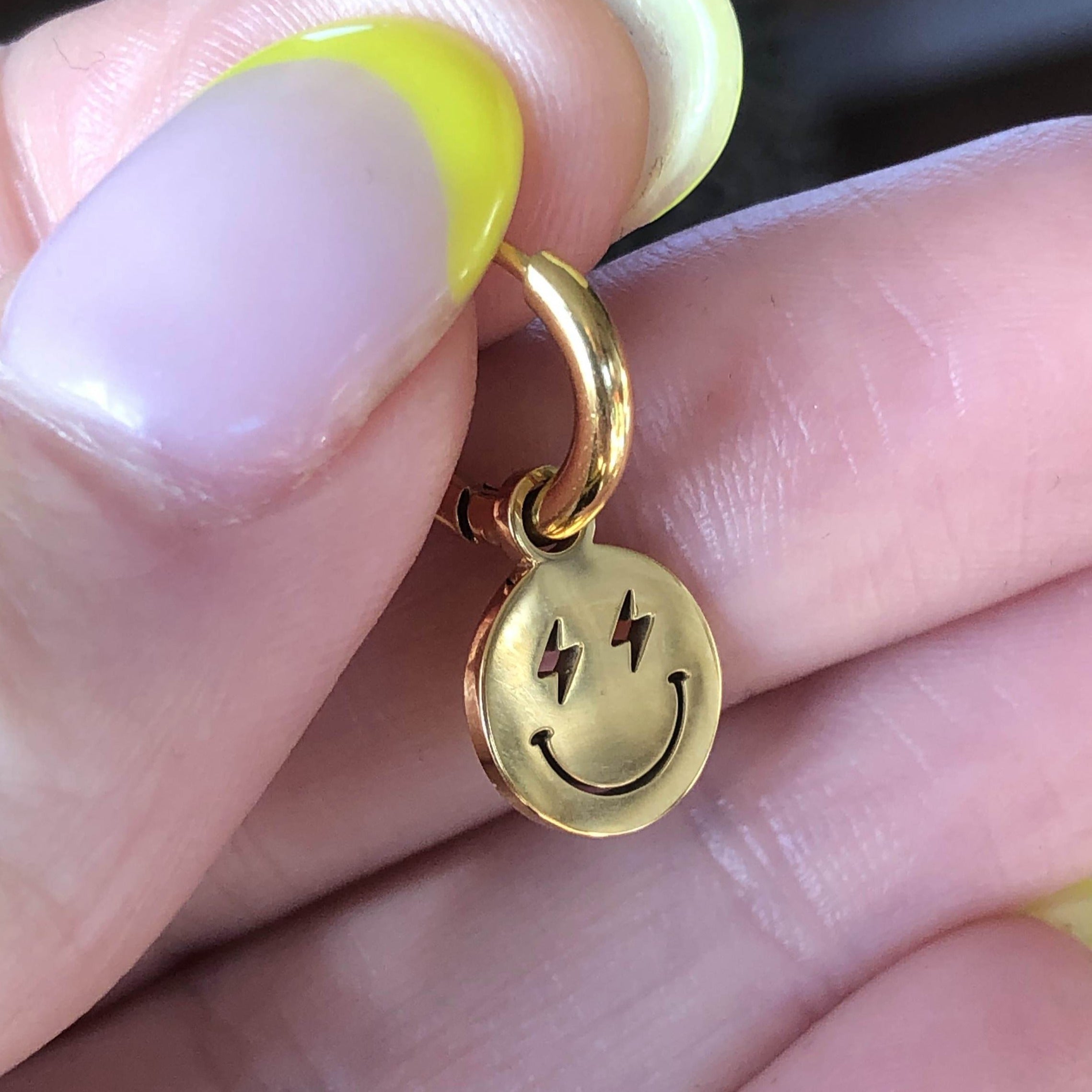 Lightning Smiley Huggies
