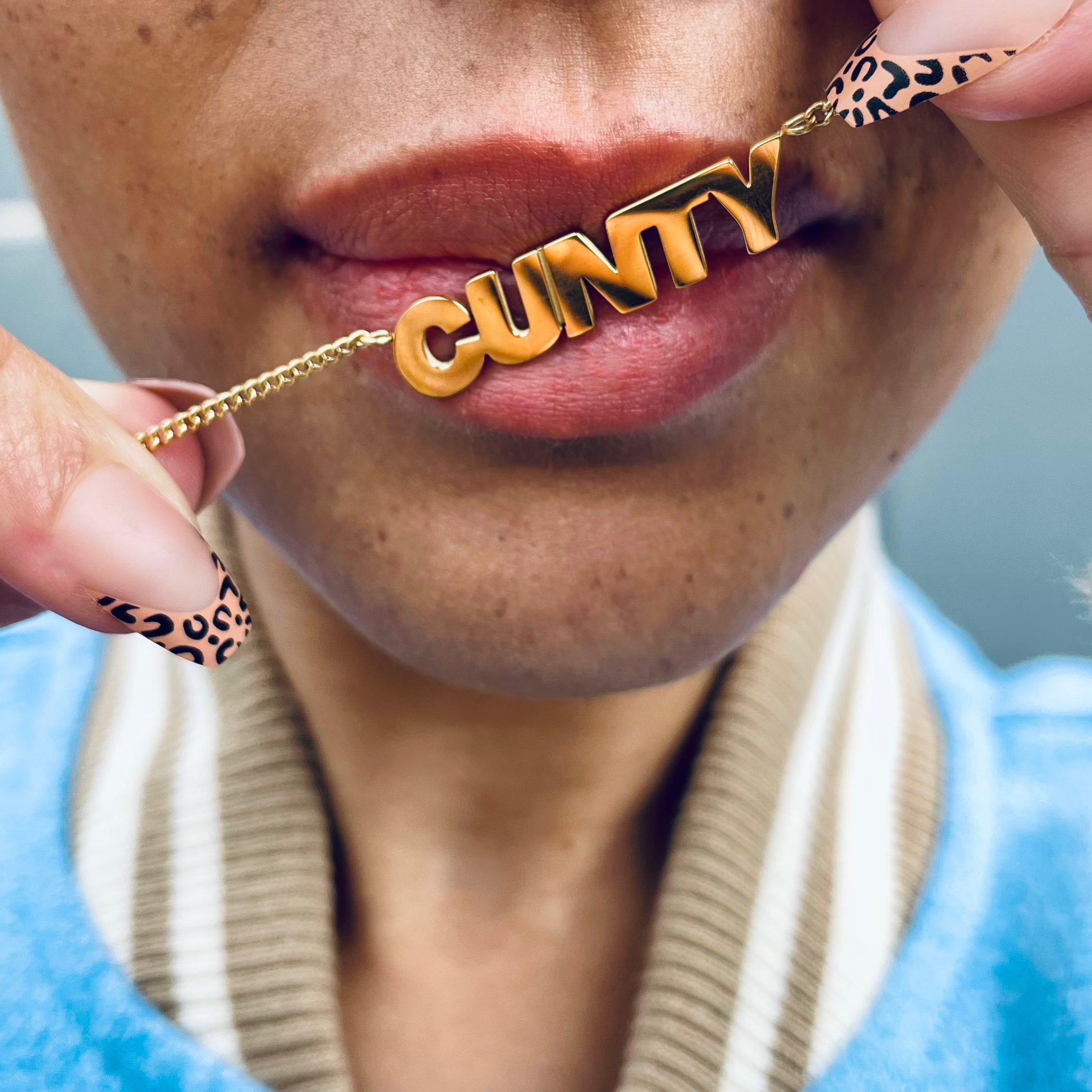 'CUNTY' Chain